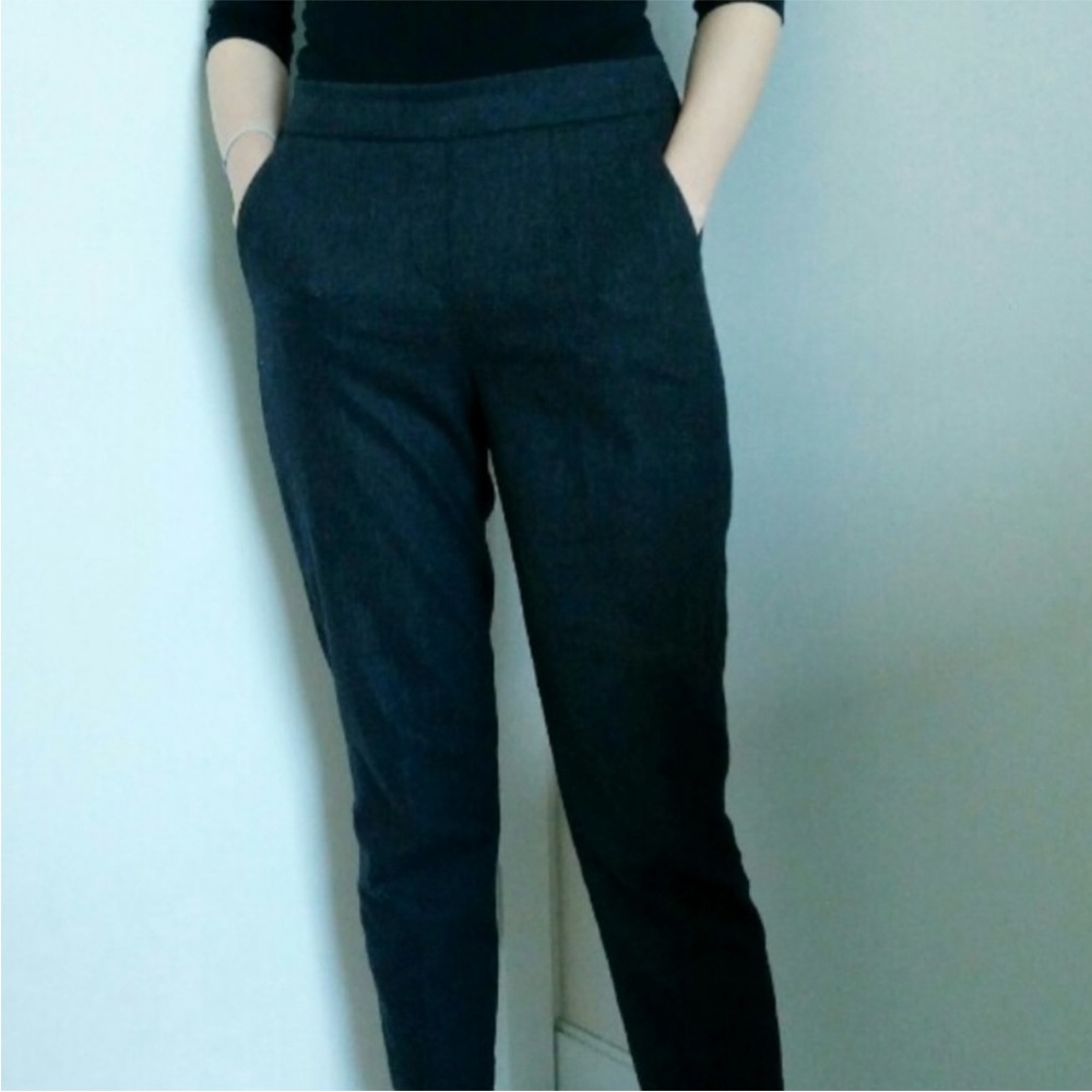 Aritzia Babaton pants size 2 Navy Blue Mid Rise Trouser